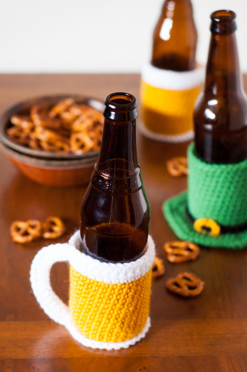 Beer Mug Bottle Cozy AllFreeCrochet com