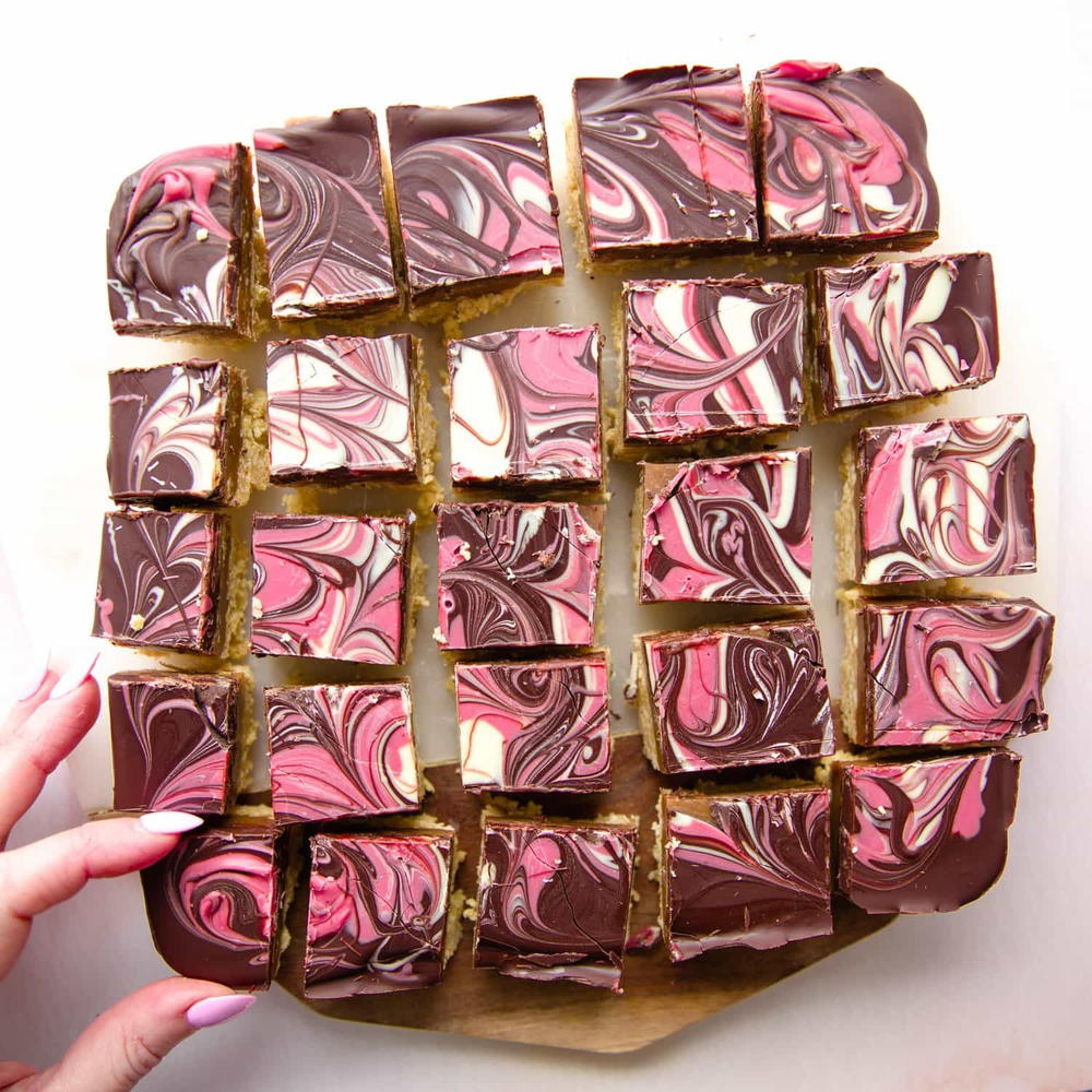 Pink Marbled Caramel Shortbread | RecipeLion.com
