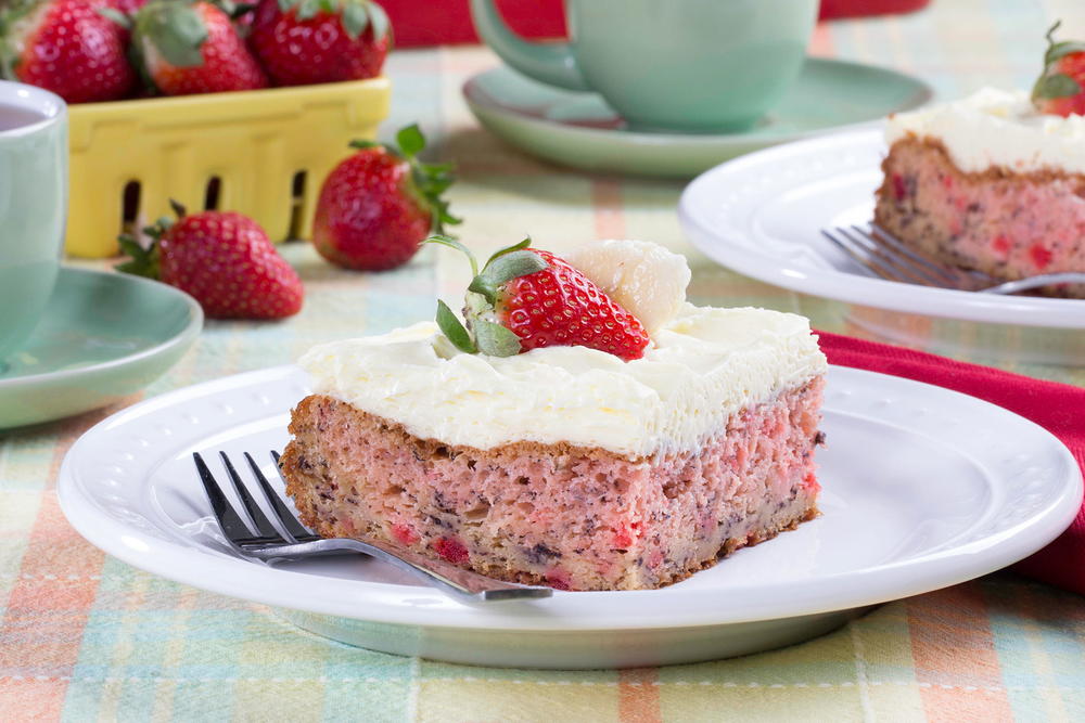 Strawberry Banana Cake-image