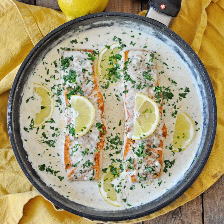 Creamy Lemon and Garlic Seared Salmon Skillet