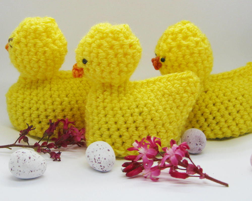Easter Chick Egg Cozy AllFreeCrochet easter-chick-egg-cozy-allfreecrochet