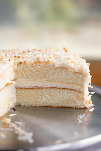 Classic Coconut Cake 