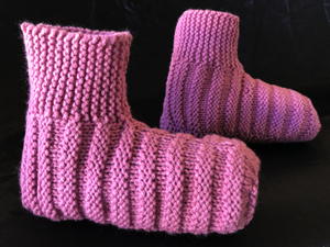 Knitting Pattern for lady's 4 Plis Chaussettes & DK bedsocks & Mocassin Pantoufles 10191
