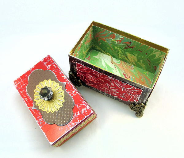 Foiled Treasure Box | FaveCrafts.com