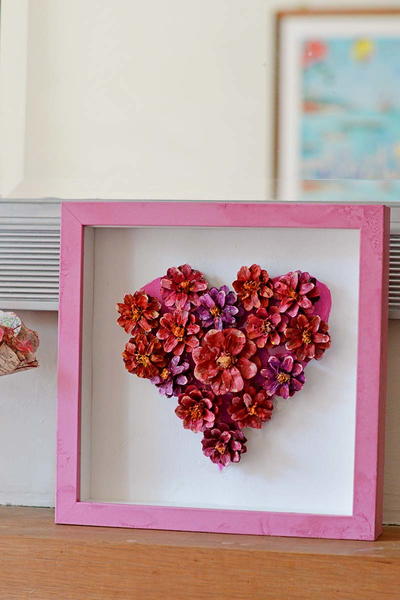 Pinecone Flower Heart Decoration