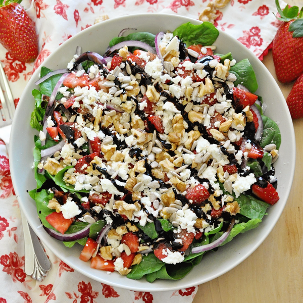 Spring Salad with Goat Cheese and Strawberries