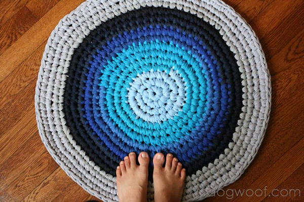 Recycled T-Shirt Crochet Rug