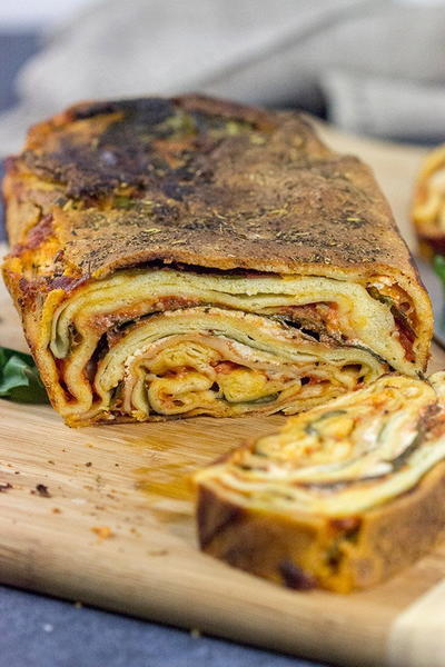 Italian Lasagna Bread | RecipeLion.com