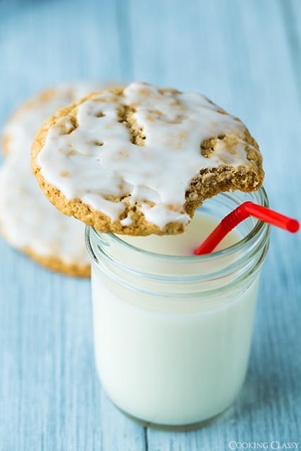 Iced Oatmeal Cookies