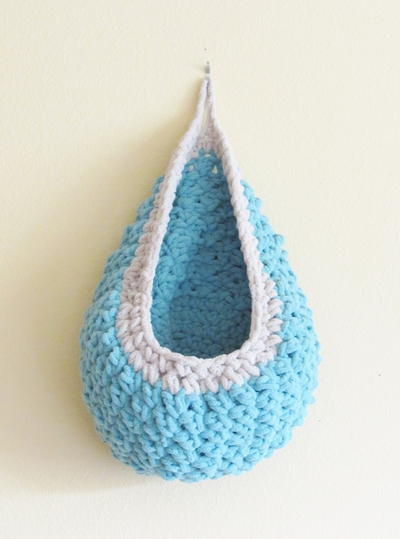 Easy Crochet Hanging Basket