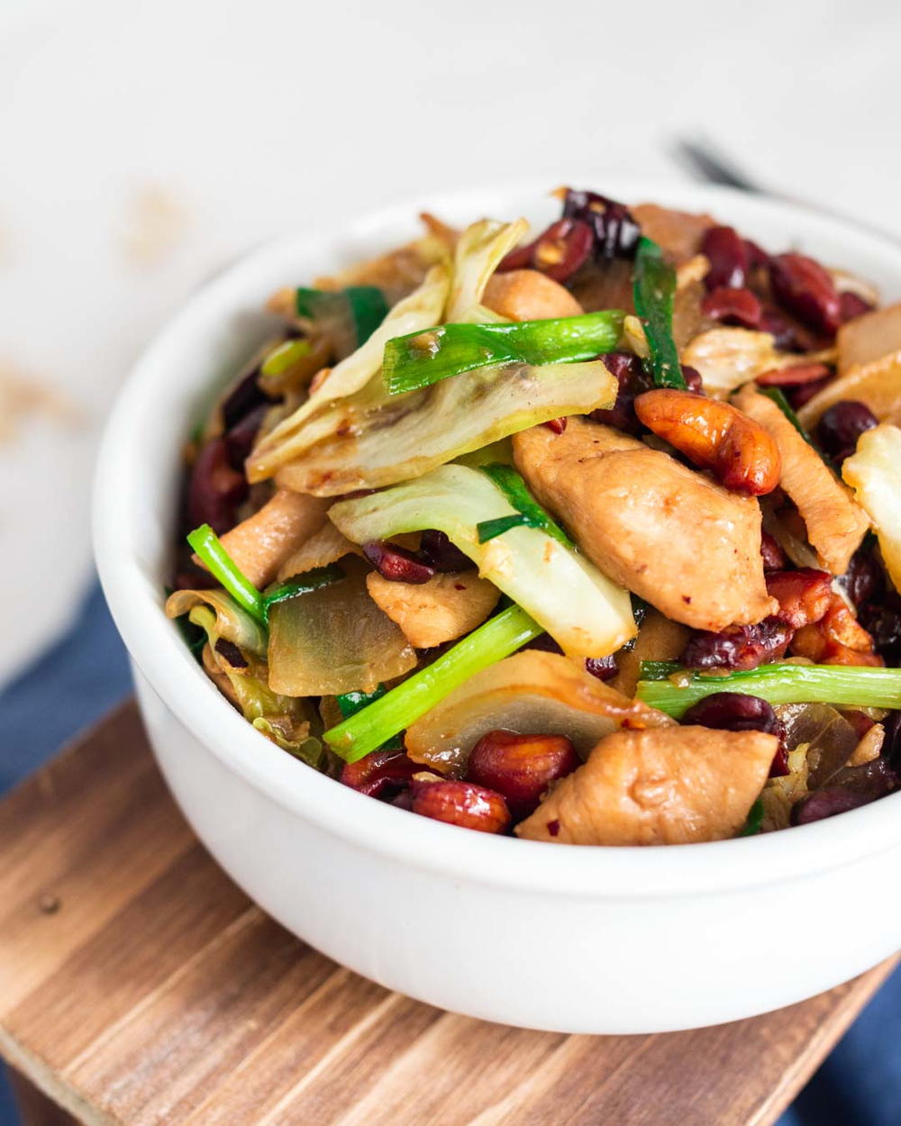 Thai Cashew Chicken | Gai Pad Med Mamuang | RecipeLion.com