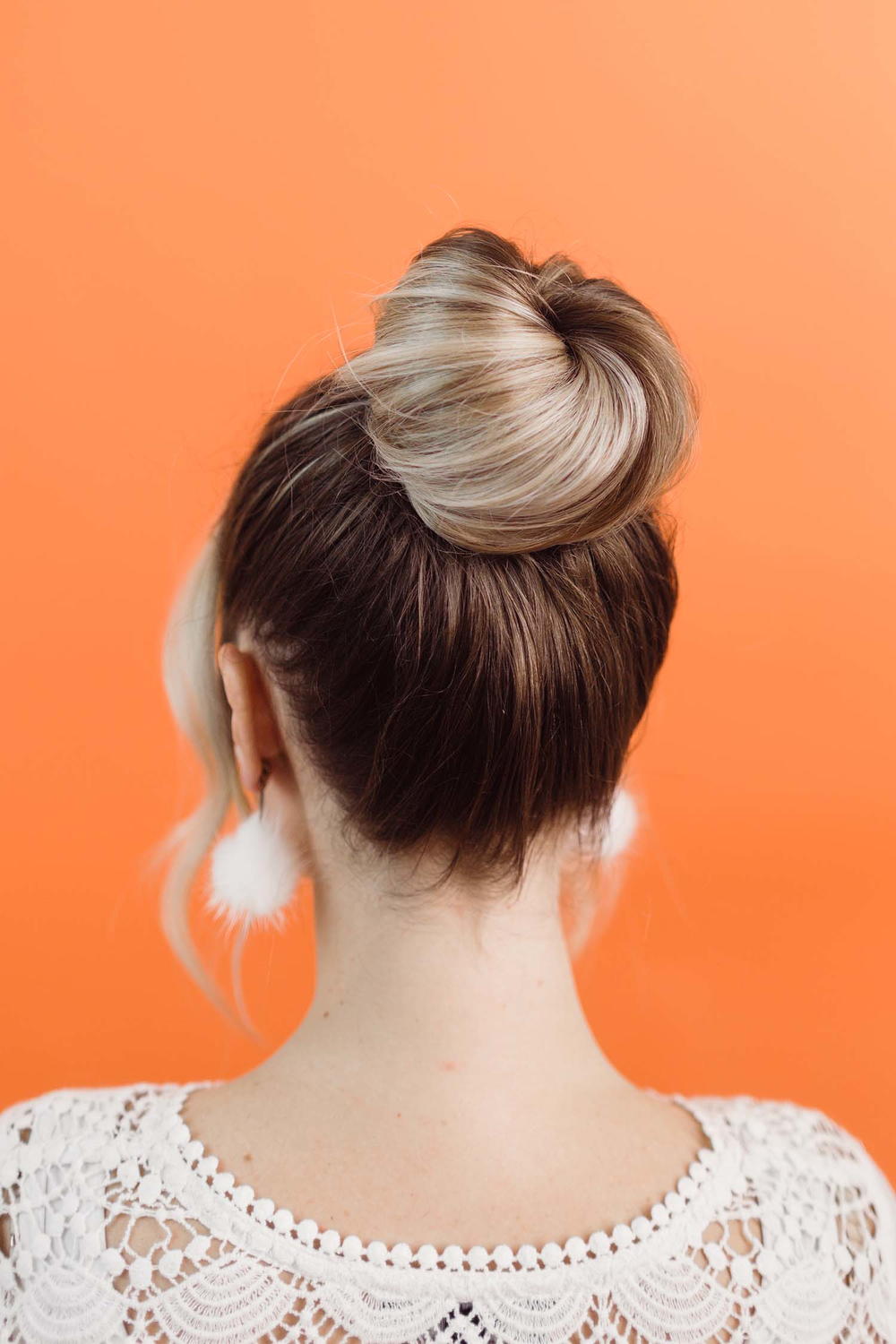Styling a Donut Bun Tutorial DIYIdeaCenter com Styling a Donut Bun Tutorial DIYIdeaCenter com