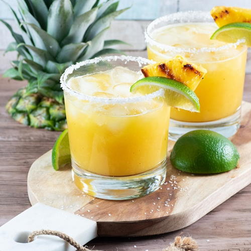 Grilled Pineapple Margarita | RecipeLion.com