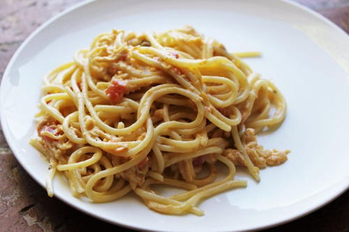 Slow Cooker Cheesy Chicken Spaghetti