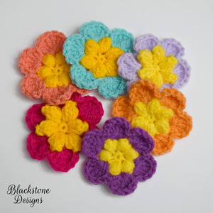 Three Flowers | FaveCrafts.com