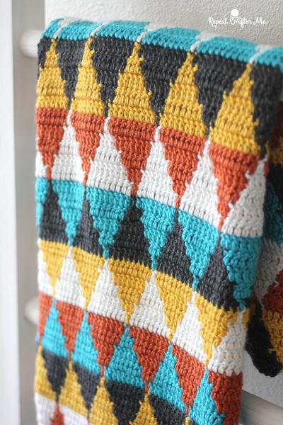 5 Color Crochet Triangle Blanket Pattern