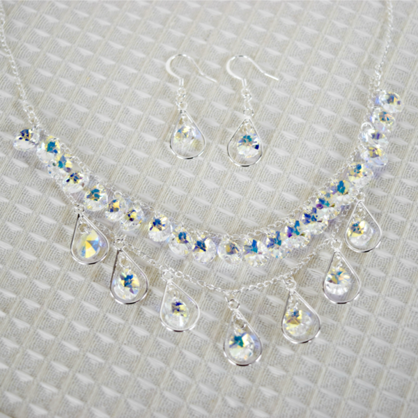 DIY Teardrop Necklace and Earrings