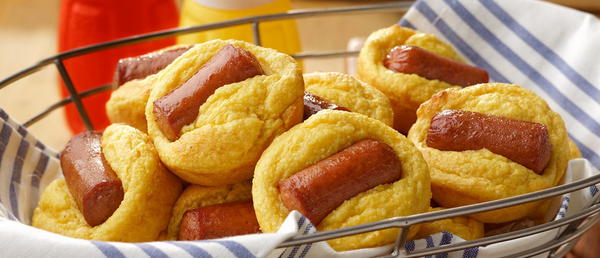 Mini Corn Dog Muffins