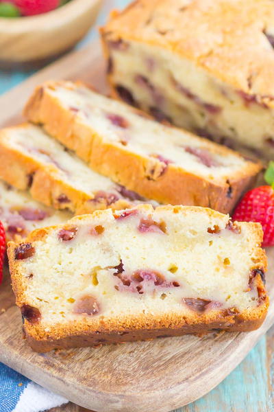 Easy Strawberry Pound Cake