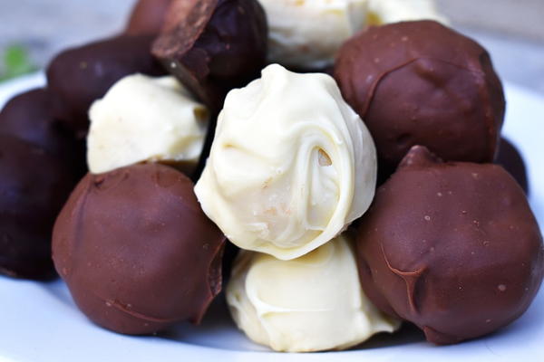 Tim Tam Truffles