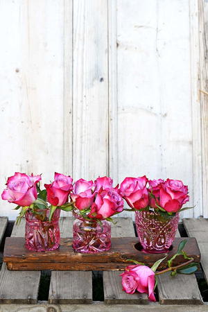 Diy Painted Glass Vase Centerpiece Diyideacenter Com