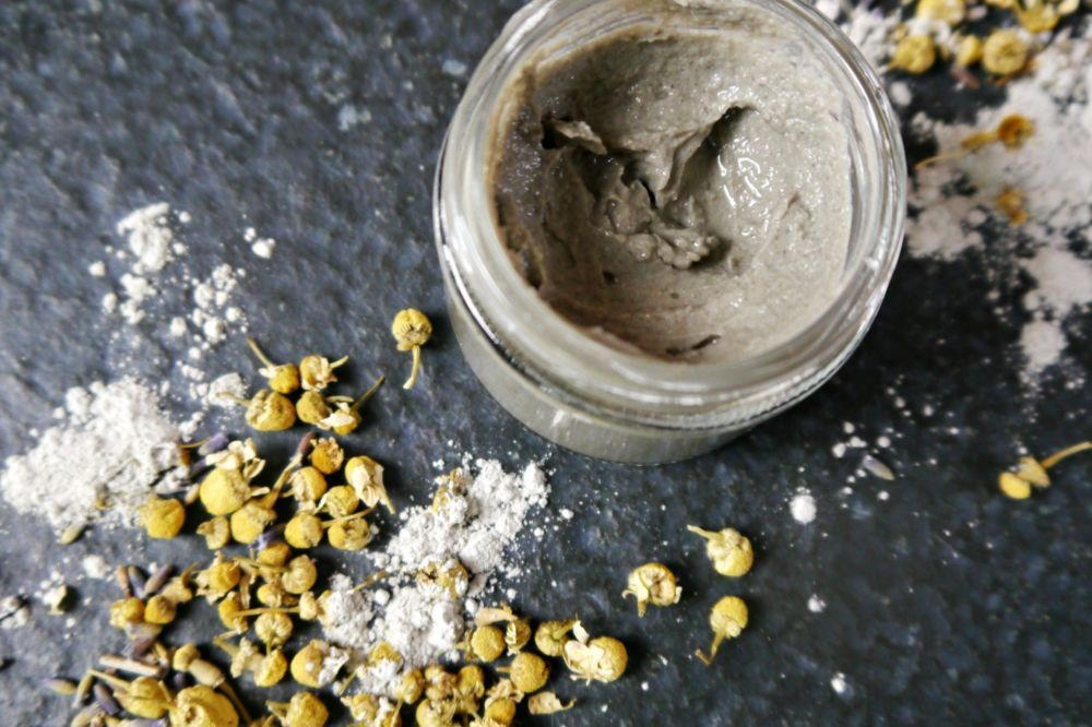 How to Make Calamine Lotion