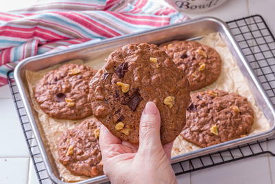 Gigantic Chocolate Cookies