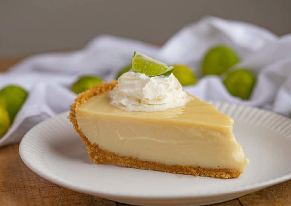 Quick and Easy Key Lime Pie | RecipeLion.com