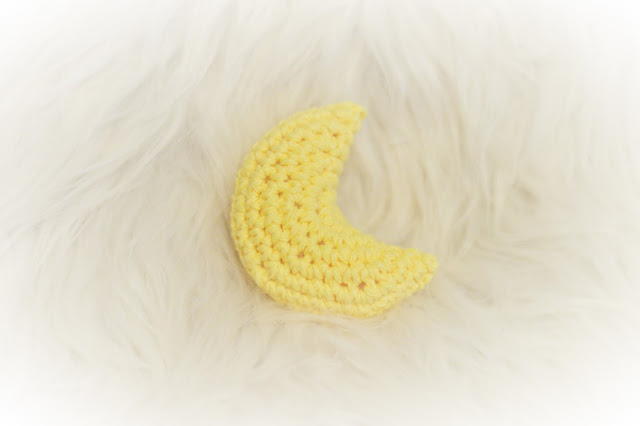 Cute Crescent Moon Crochet Pattern