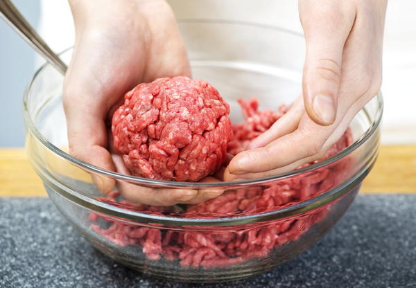 Preparing ground beef