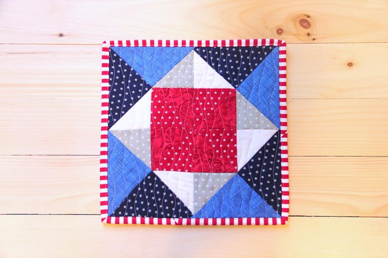 Pinwheel Square Mini Quilt | FaveCrafts.com