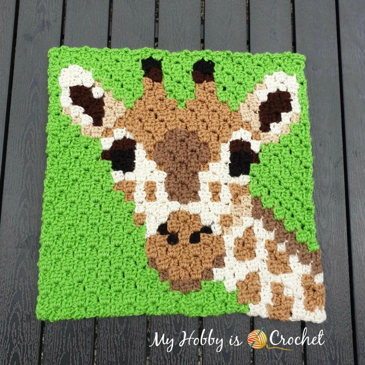 Giraffe C2C Square Wildlife Graphghan