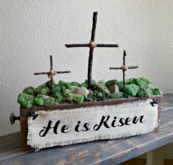 Rustic Cross Centerpiece