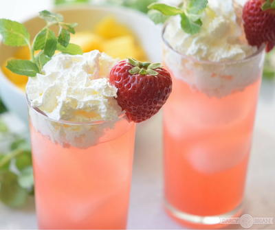 Easy Strawberry and Cream Floats