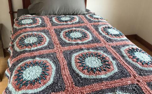 Circles and Squares Crochet Blanket Pattern