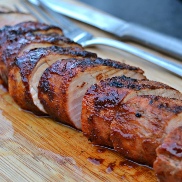 Dry Rub Grilled Pork Tenderloin