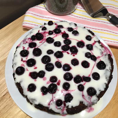 Almond, Poppy Seeds and Blueberries Cake