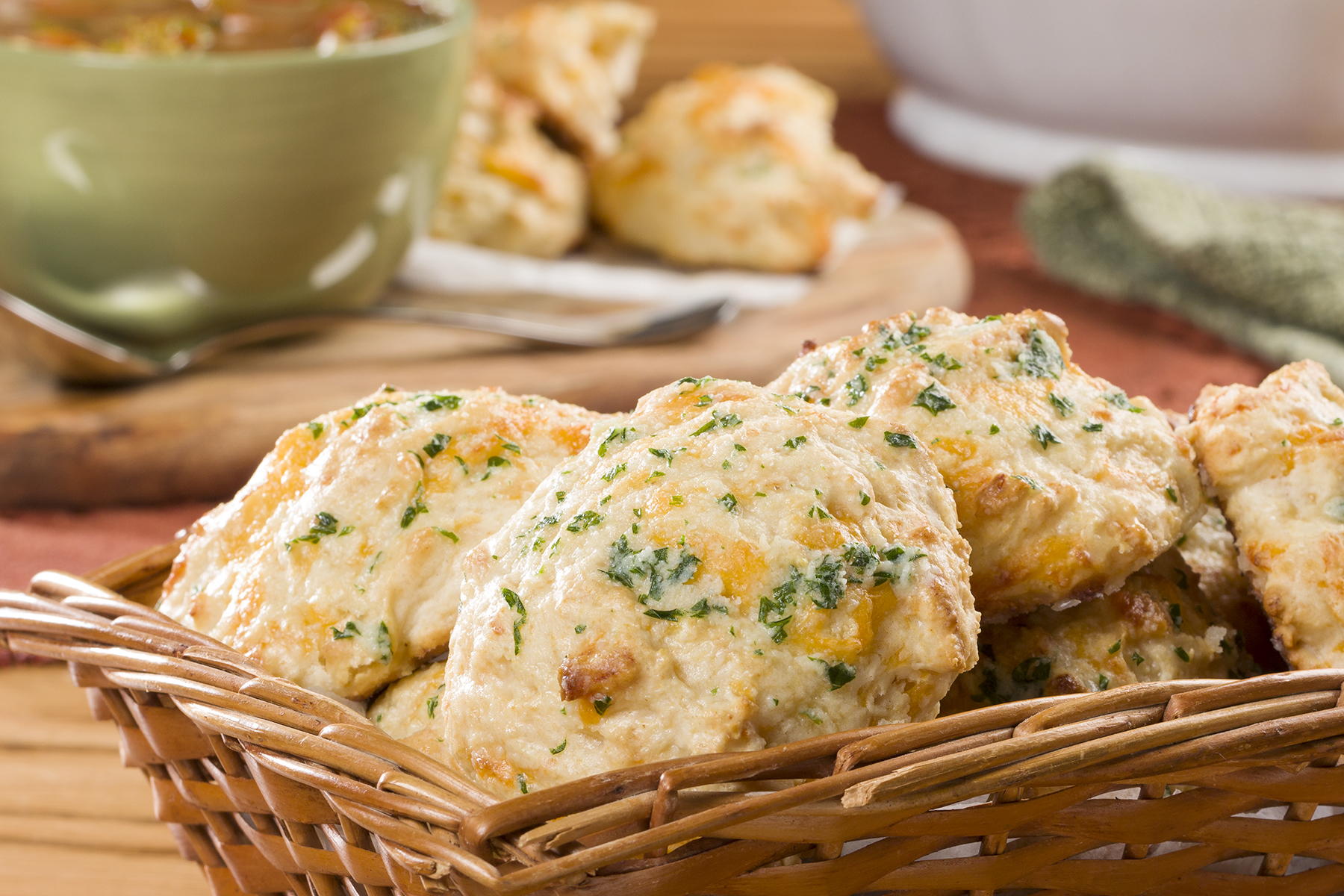 Quick Cheddar Biscuits-image