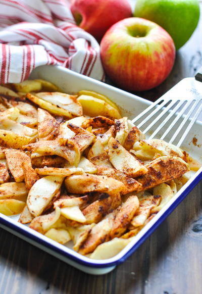 5-Ingredient Baked Apples