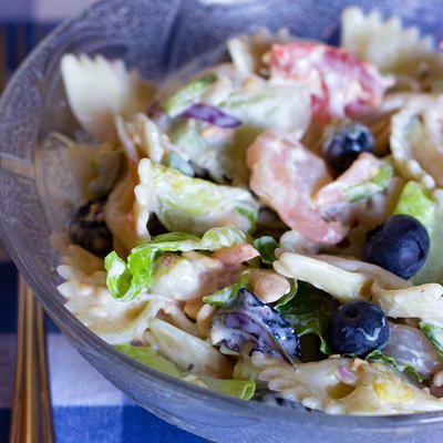 Garden Blueberry Salad with Shrimp