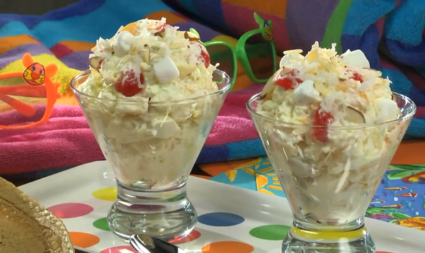 Poolside Party Fluff | MrFood.com