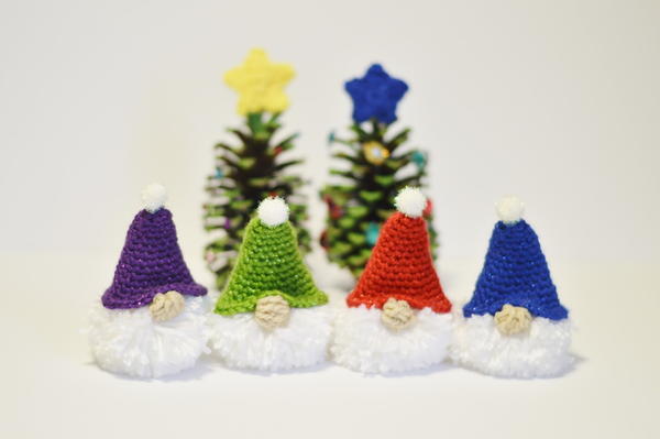 Puffball Gnome Crochet Ornament Pattern