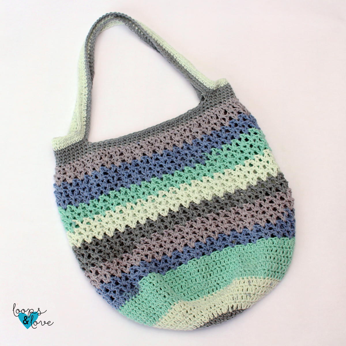 Speedy V-Stitch Market Bag | AllFreeCrochet.com