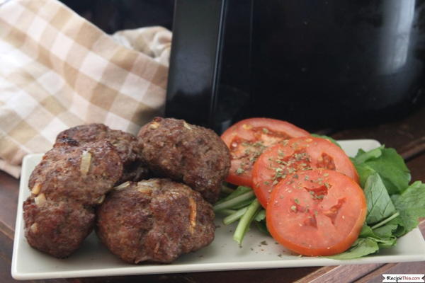 Air Fryer Salisbury Steak Burgers