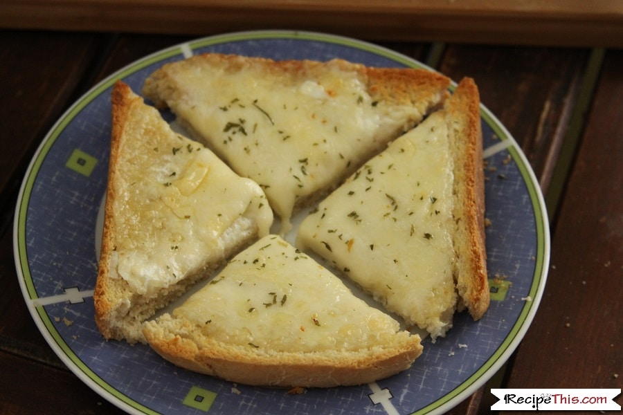 Air Fryer Grilled Cheese | RecipeLion.com