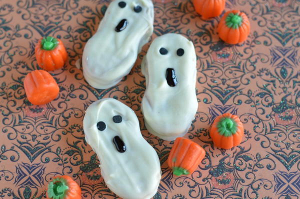 Ghoulish Ghost Dip Cookies