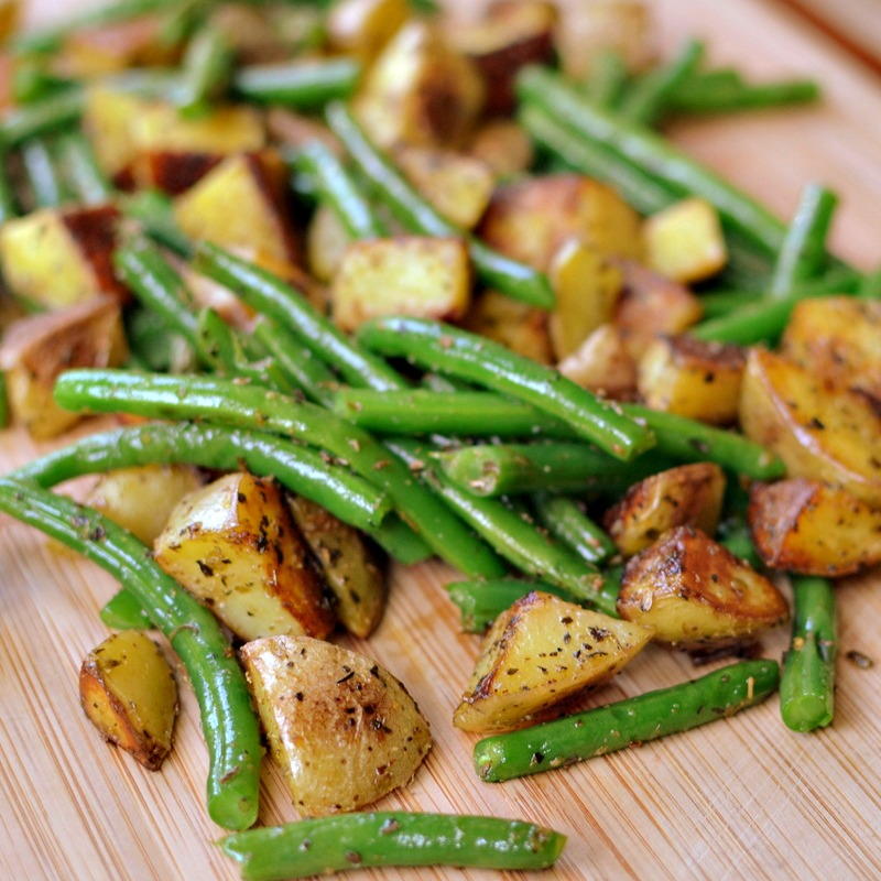 Pan Fried Potatoes and Green Beans | FaveSouthernRecipes.com