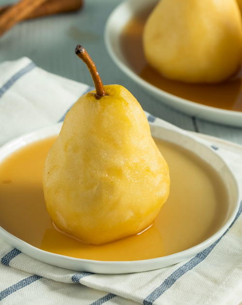 Vanilla Poached Pear Recipe in a Light Homemade Syrup