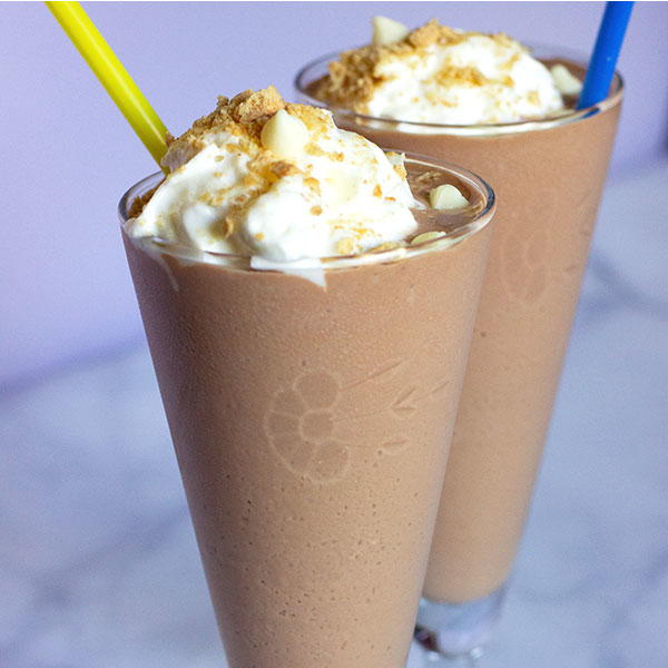 Smores Marshmallow and Chocolate Smoothie