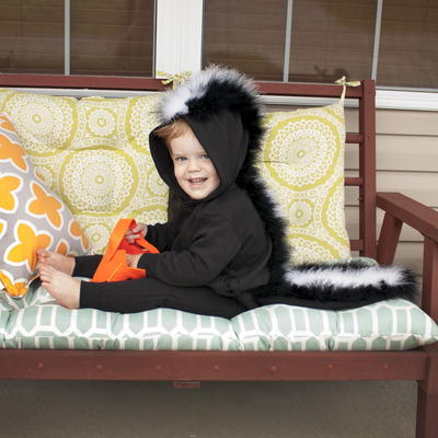 Absolutely Adorable DIY Toddler Skunk Costume
